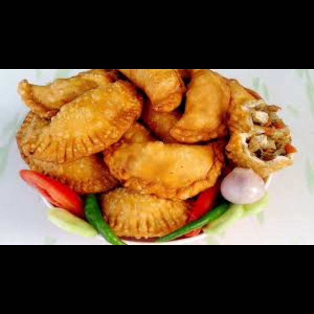 চিকেন পুলি পিঠা (সাদিয়া আফরিন)-প্রতি পিস